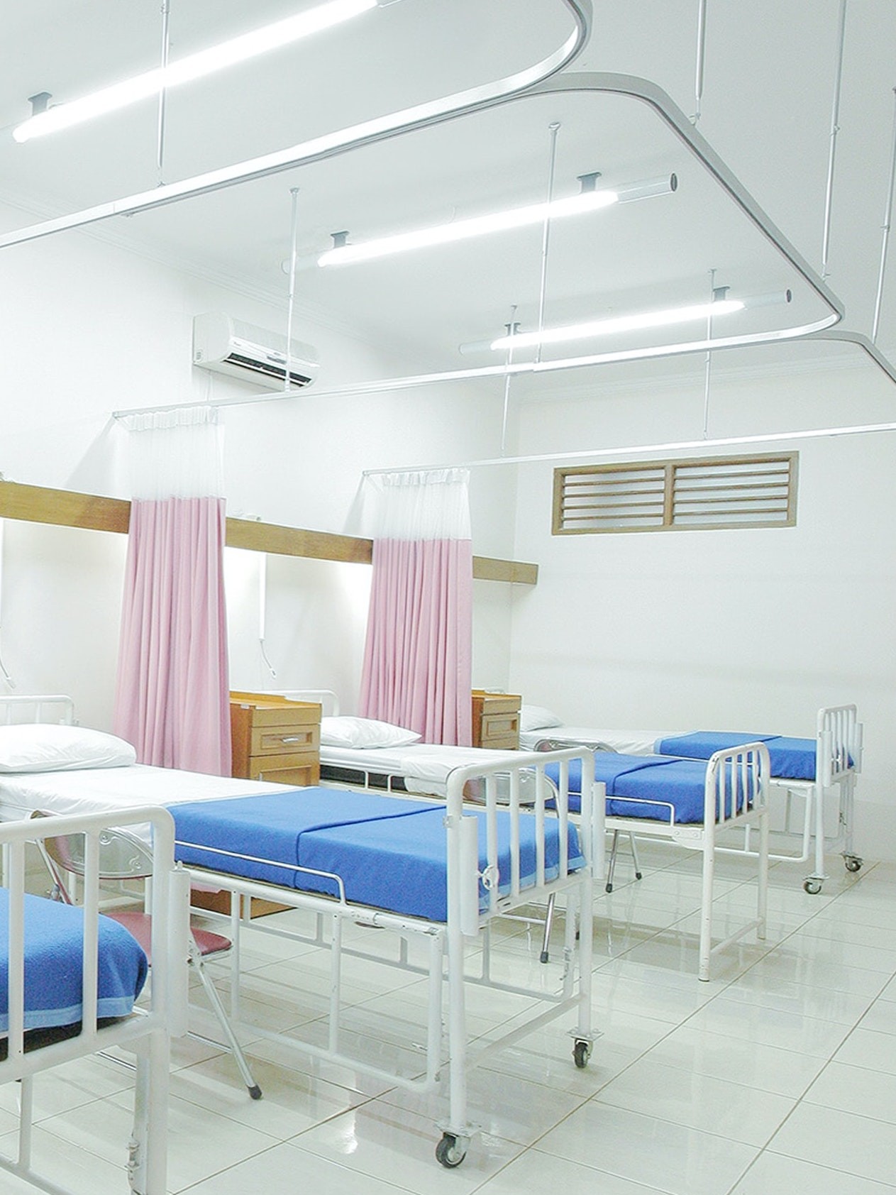 Hospital bed